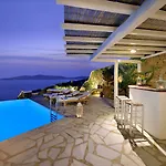 La Piscine Mykonos * Hulákia