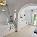 La Piscine Mykonos * Hulákia