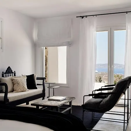 La Piscine Mykonos Villa